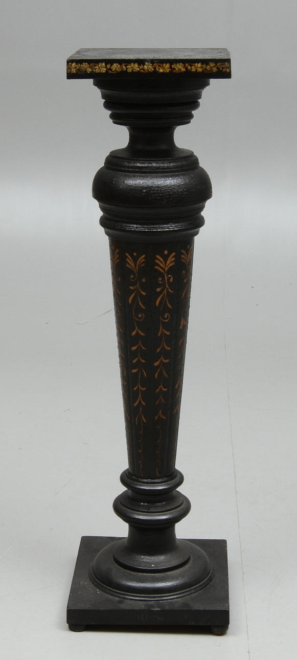 PIEDESTAL, 1800-talets slut.