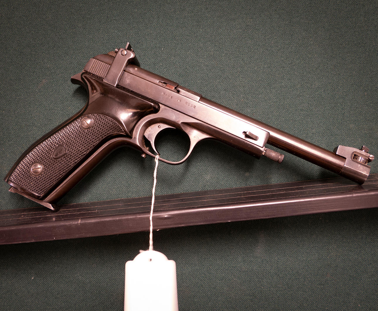 Pistol Vostok Caliber 22lr. Add. no. P0931T.