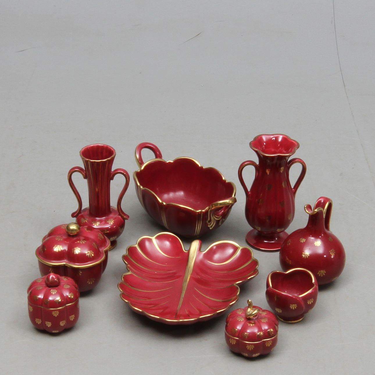 PARTI KERAMIK, 9 delar, "Röd Rubin", Arthur Percy, Gefle.