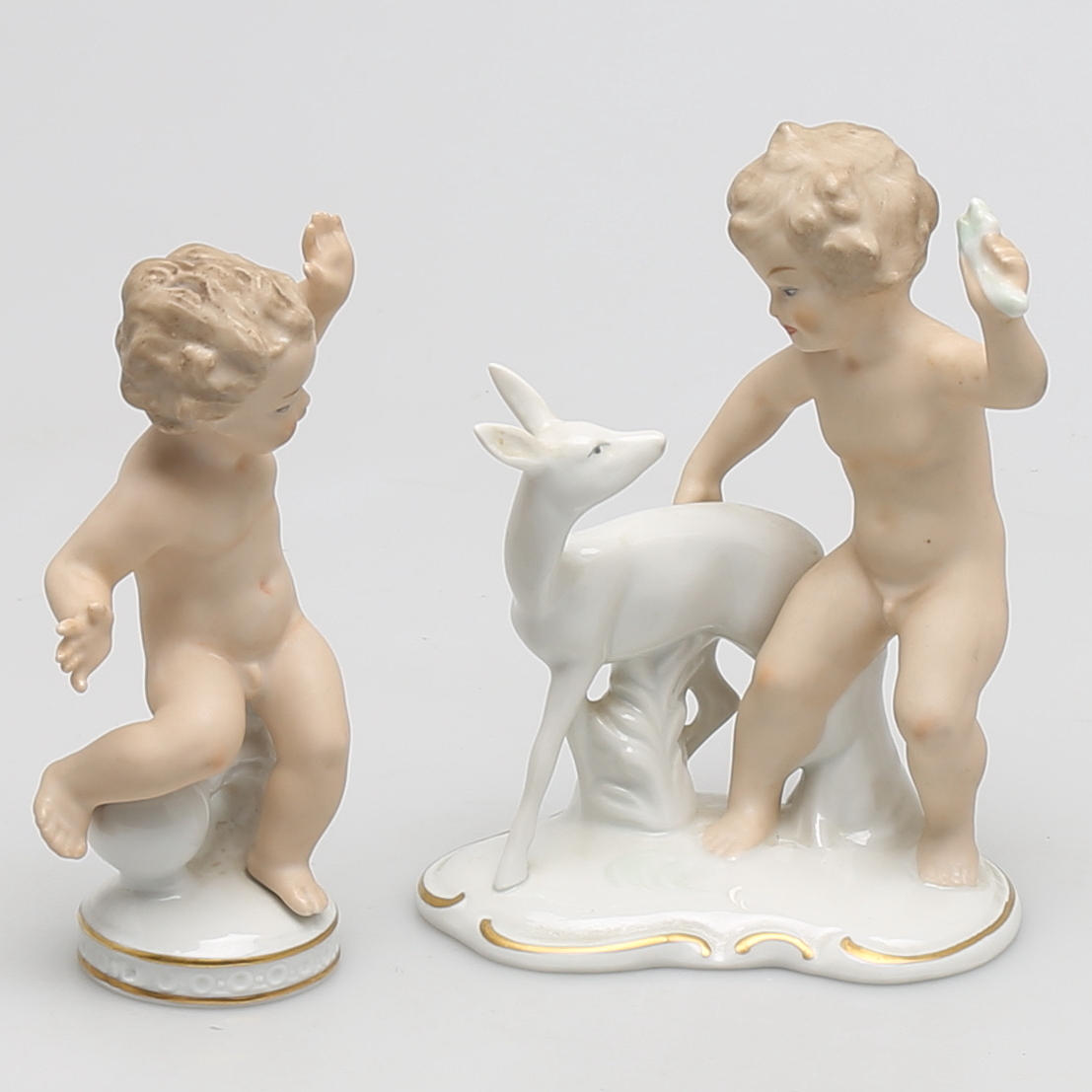 FIGURINER i porslin, 2 st, putti, Wallendorf, Tyskland.