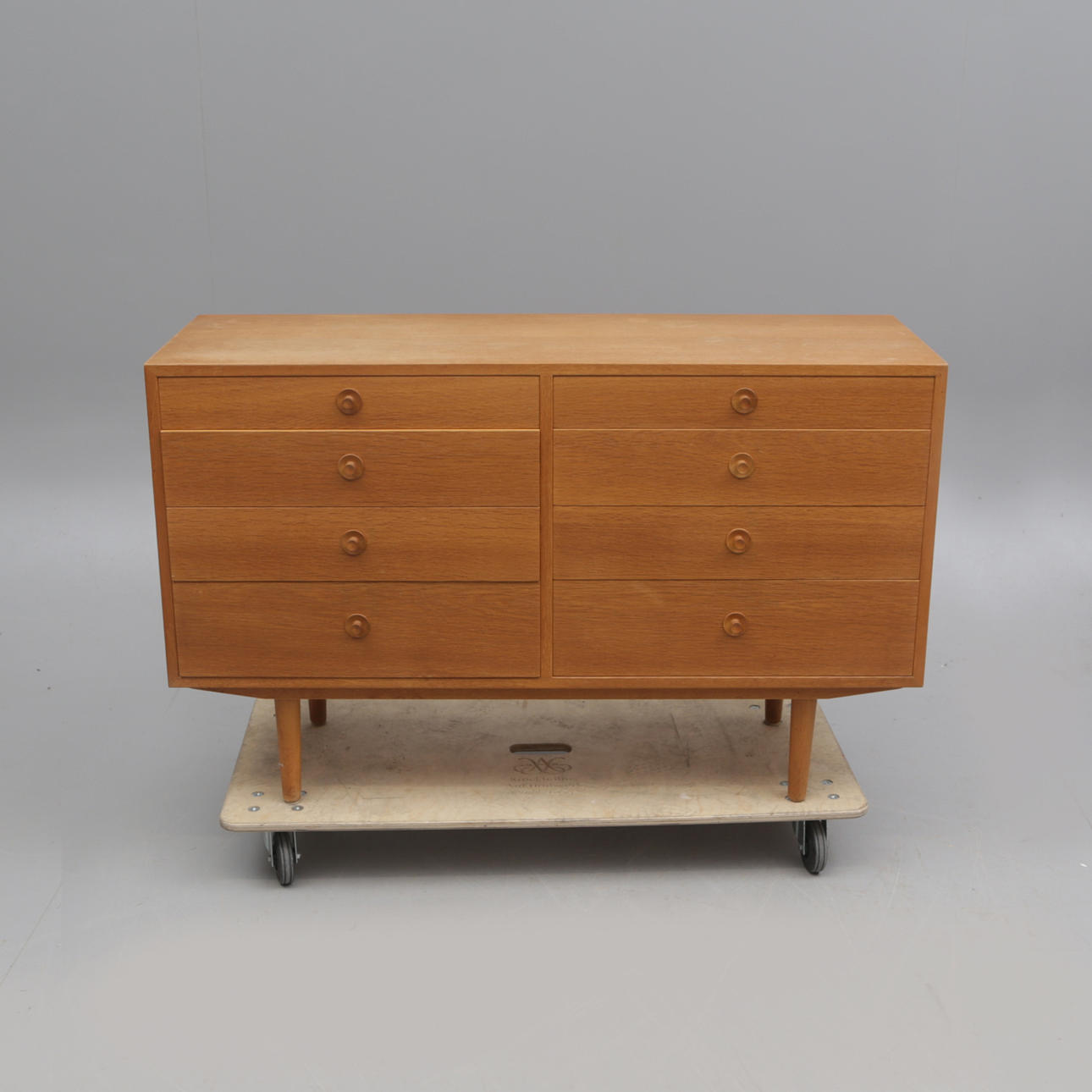 SIDEBOARD, Bra Bohag, stäplad, 1900-tal.