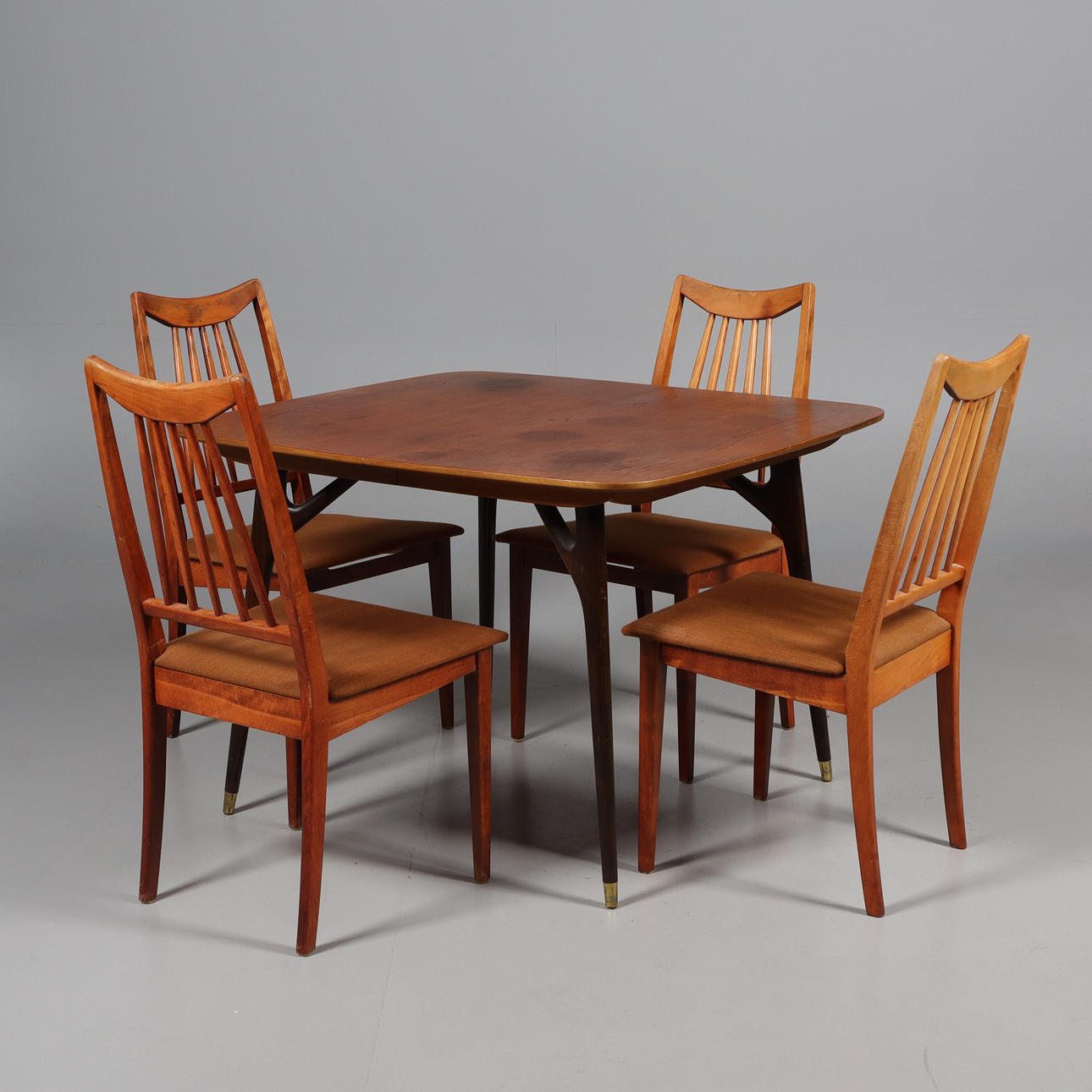 MATSALSGRUPP, 5 delar, teak.