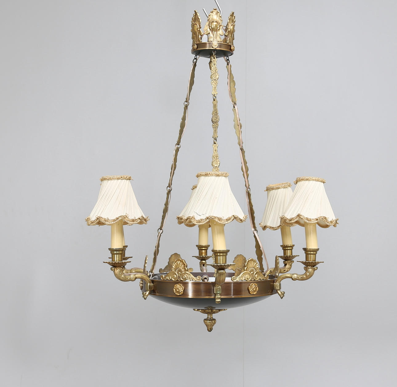 TAKAMPEL, empirestil, 1900-talets mitt.