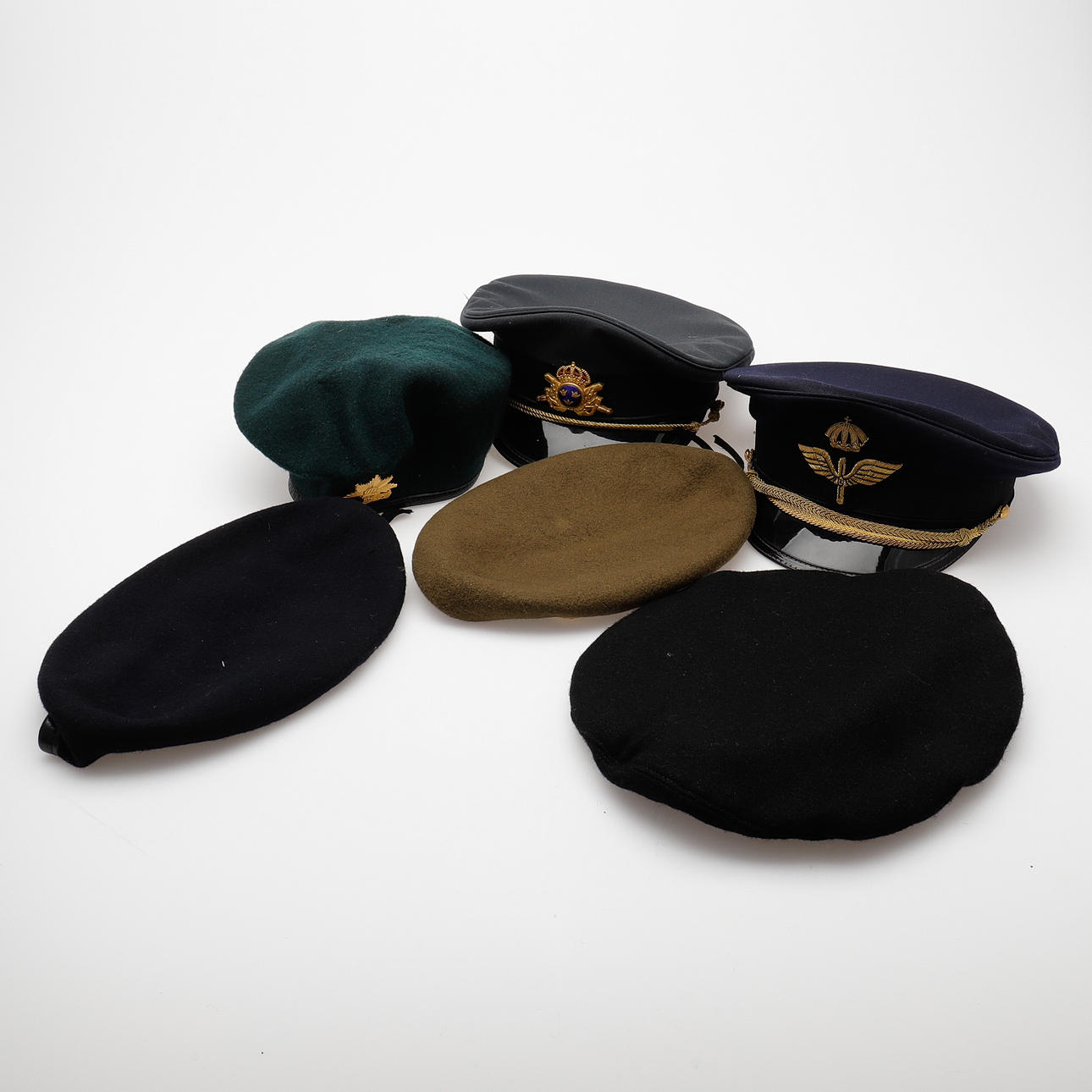 MILITÄR KOPFBEDECKUNG, 6 STK.