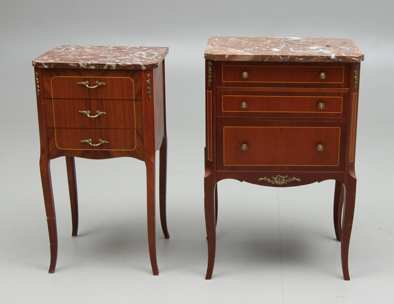 BYRÅAR, 2 st, Louis XVI-stil, 1900-tal.