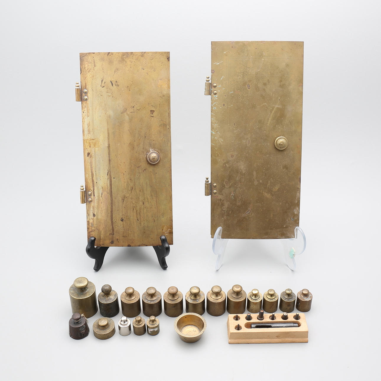 PARTI VIKTER, m.m, ca 20 delar, 1800/1900-tal.