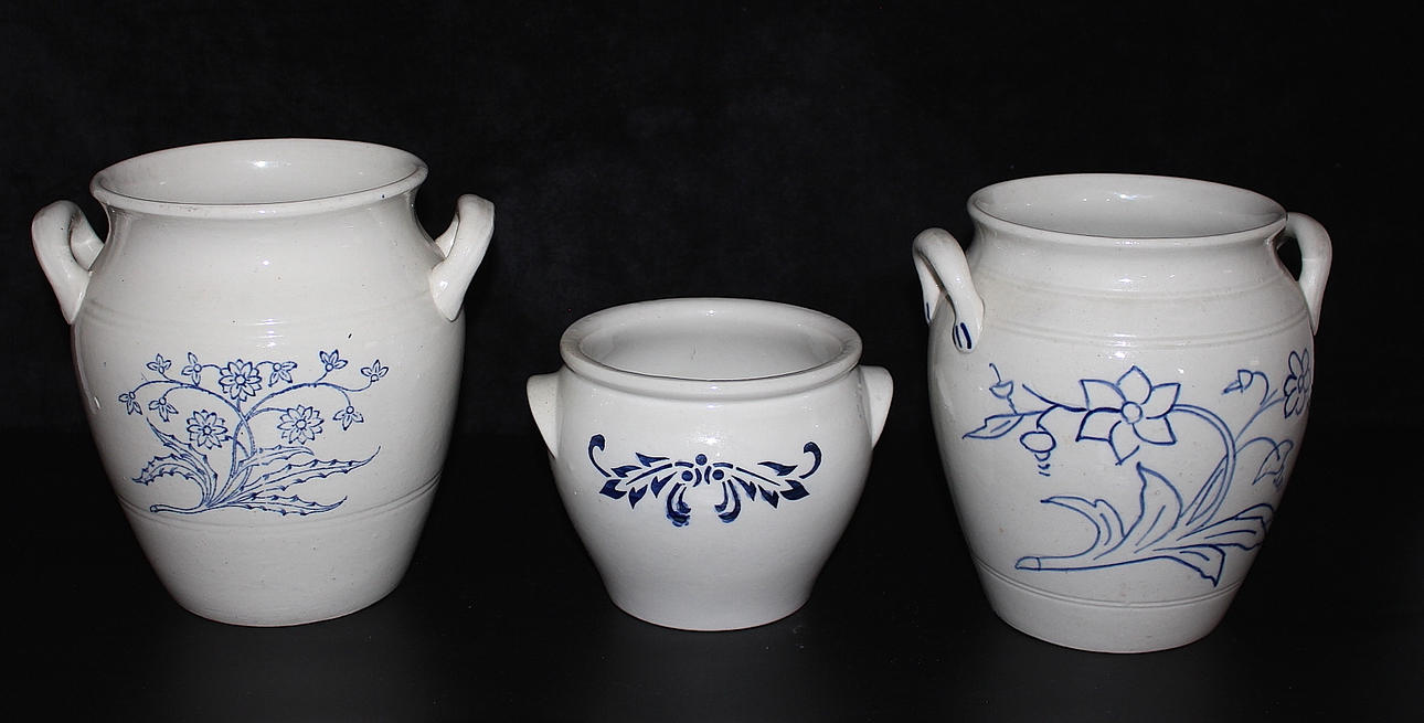 KRUKOR, 3 st, keramik, 1 st Göteborg, 1 st Gustavsberg.