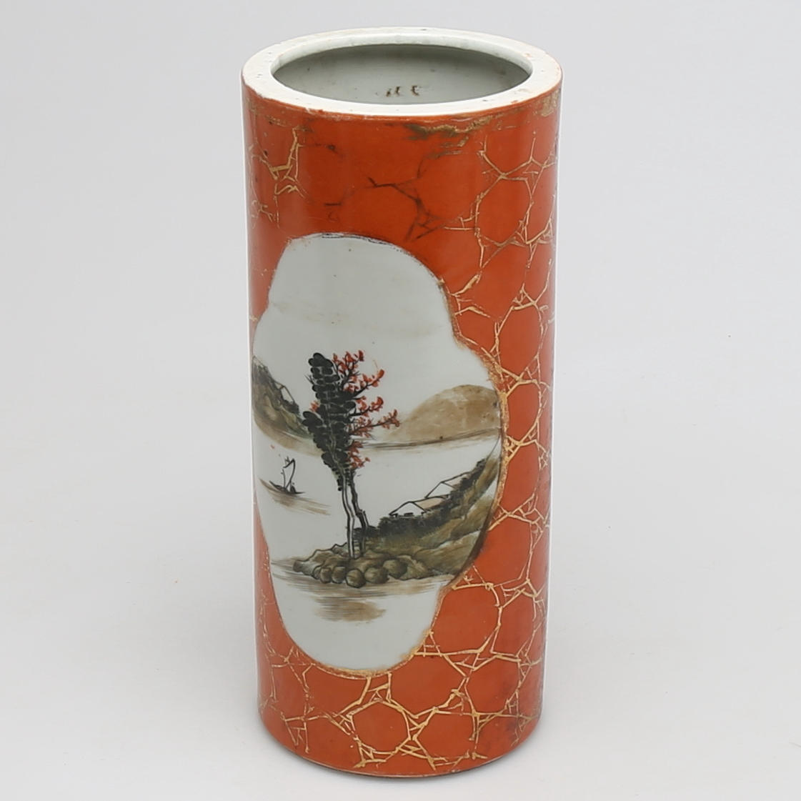 VAS i porslin, sen Qing-dynasti eller republik, Kina.