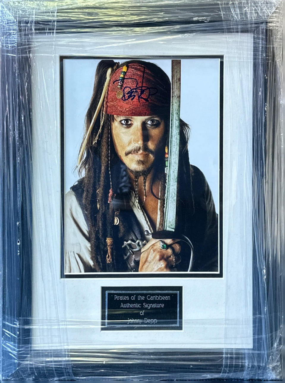 JOHNNY DEPP AUTOGRAF.