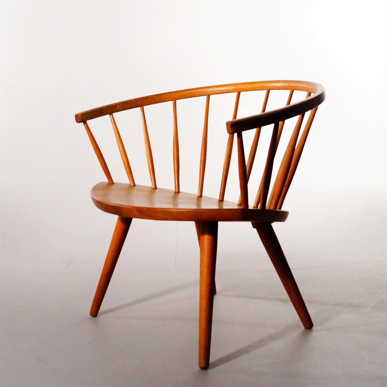 YNGVE EKSTRÖM. stol, eg, "Arka".