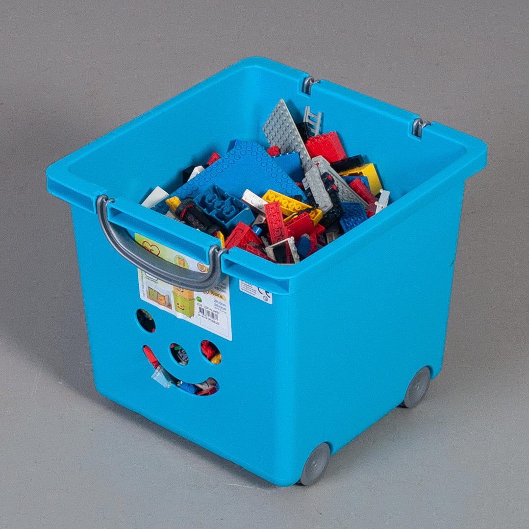 LEGO, Lösa bitar inkl back.