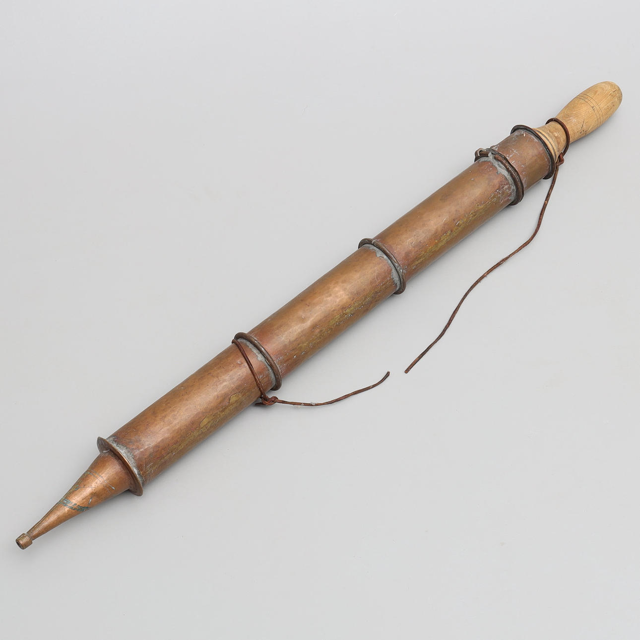 FIRE SPRUTE, copper, 19th century. Swedish Folk Art - Other - Auctionet
