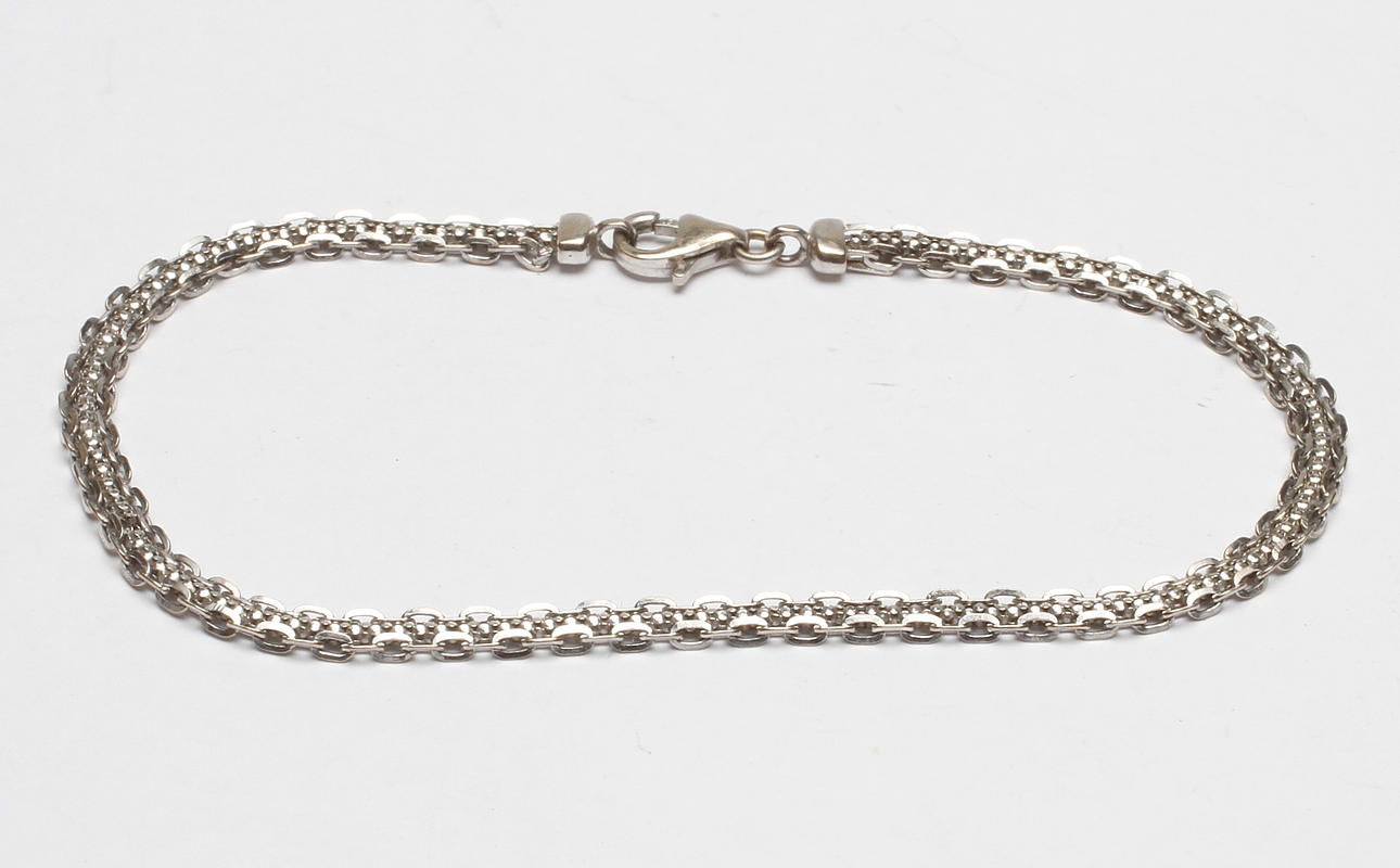 VITGULDSARMBAND, 18k guld, vikt ca 4,8 gr.