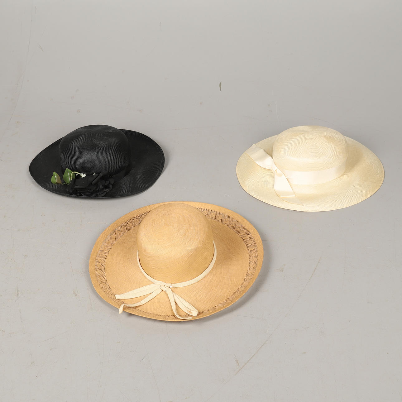 THREE VINTAGE HATS.