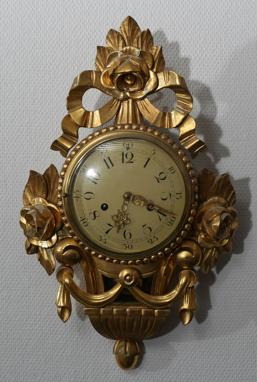 VÄGGPENDYL, trä, förgylld, 1900-tal.