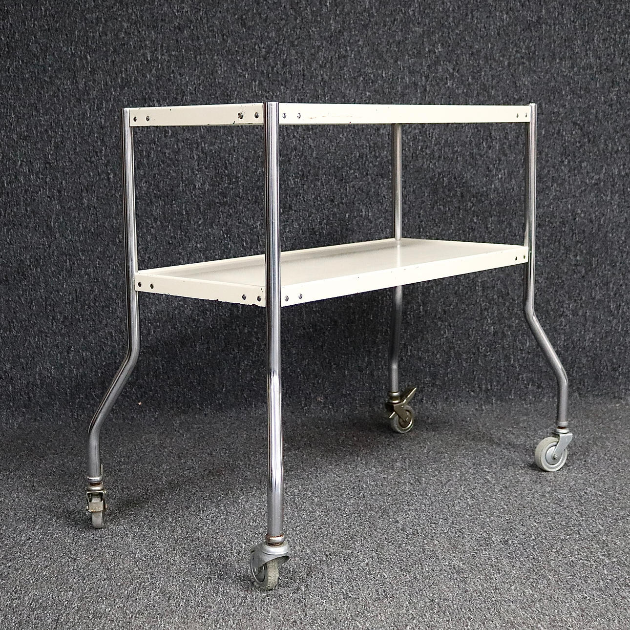 MEDICINVOGN, blik, metal, 1900-tallet.