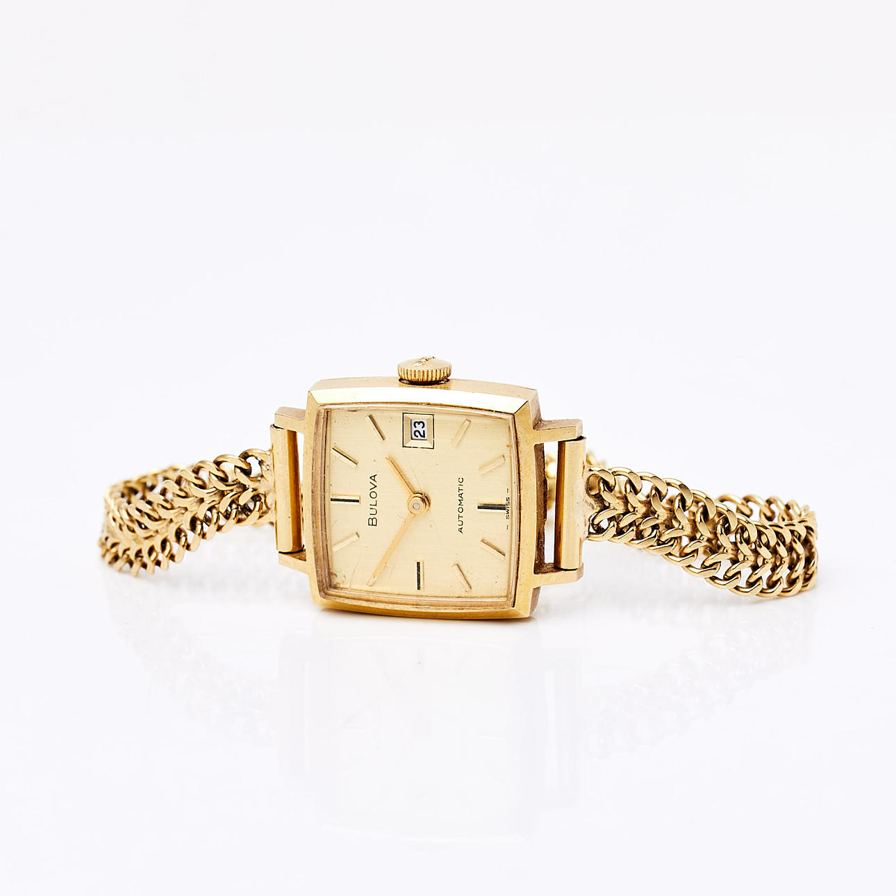 RELOJ DE PULSERA, Bulova, Damas, oro 18k, automático.