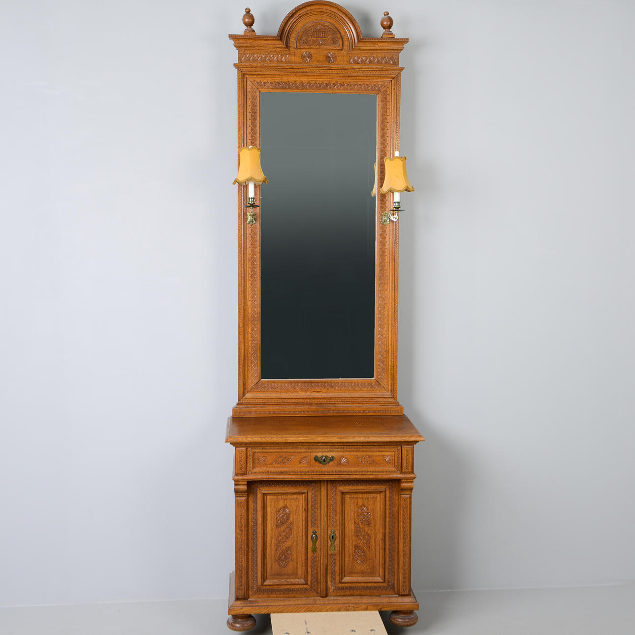 MUEBLES DE SALA, Art Nouveau, de 1908.