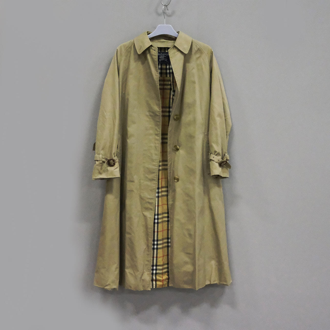 BURBERRY. TRENCHCOAT, DAMEN, BEIGE, C3.