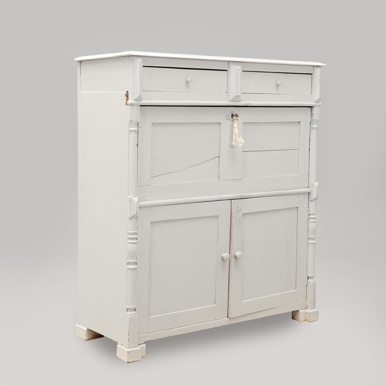 SEKRETÄR/SKÅP, omkring 1900.