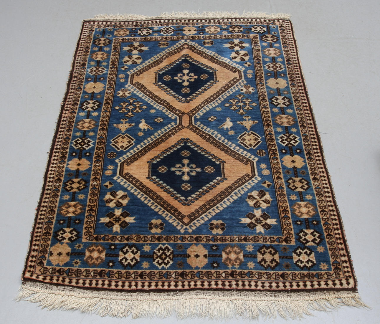 MATTA, orientalisk, ca 156 x 112 cm.