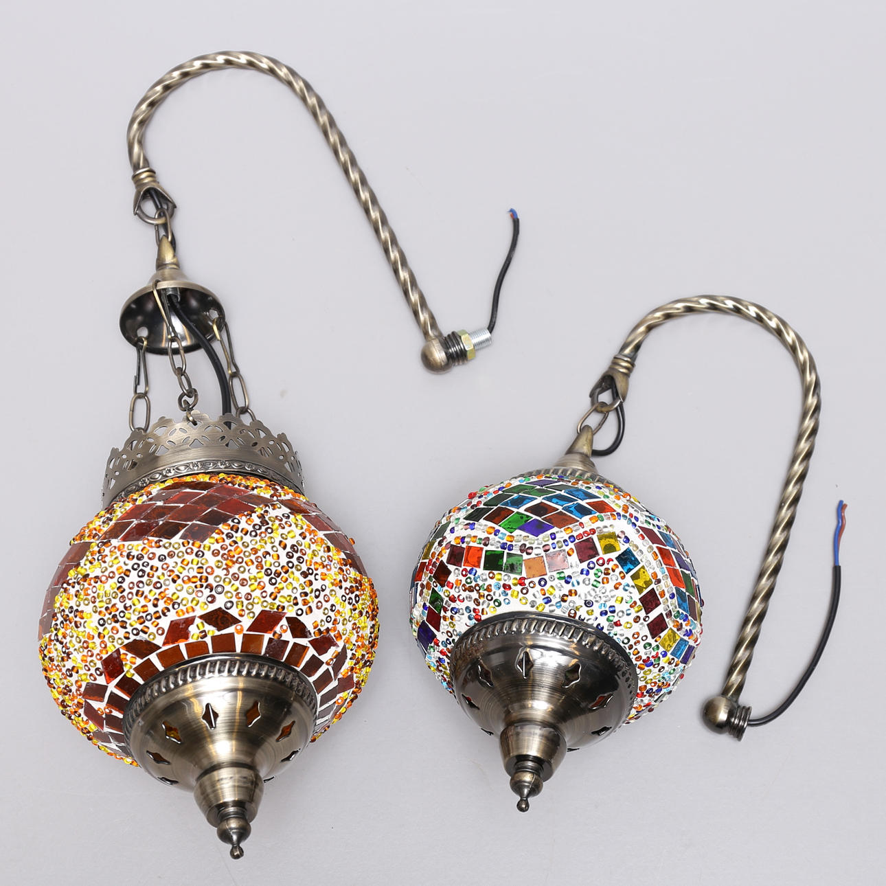 LAMPOR, 2 st, marockansk stil, samtida.