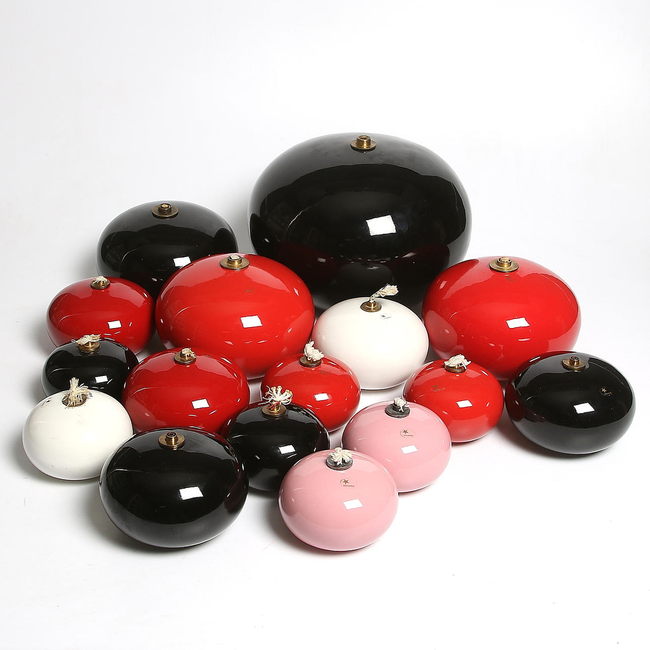 LJUSLYKTOR, 16 st, "Aladin", Anne Nilsson, Höganäs. 1900-talets andra hälft.