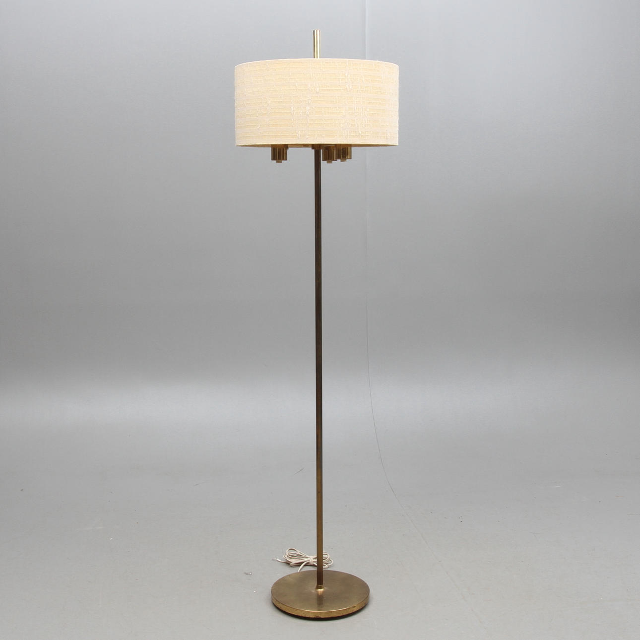 GOLVLAMPA, mässing, 1960/70-tal.