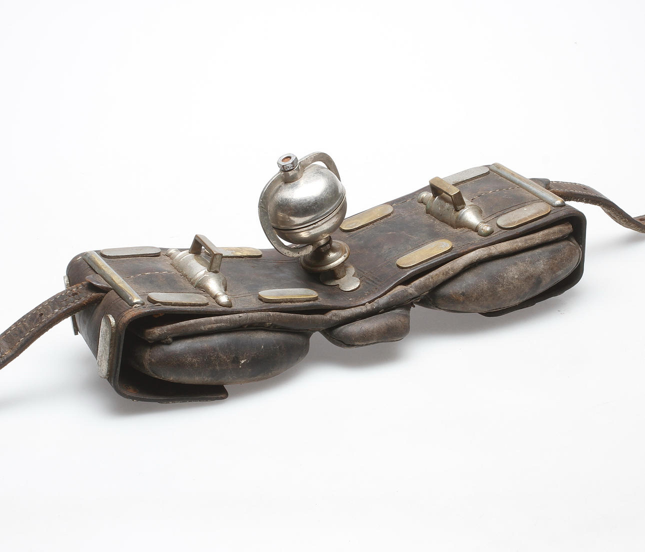 BJÄLLRA FÖR HÄST, 1800/1900-tal.