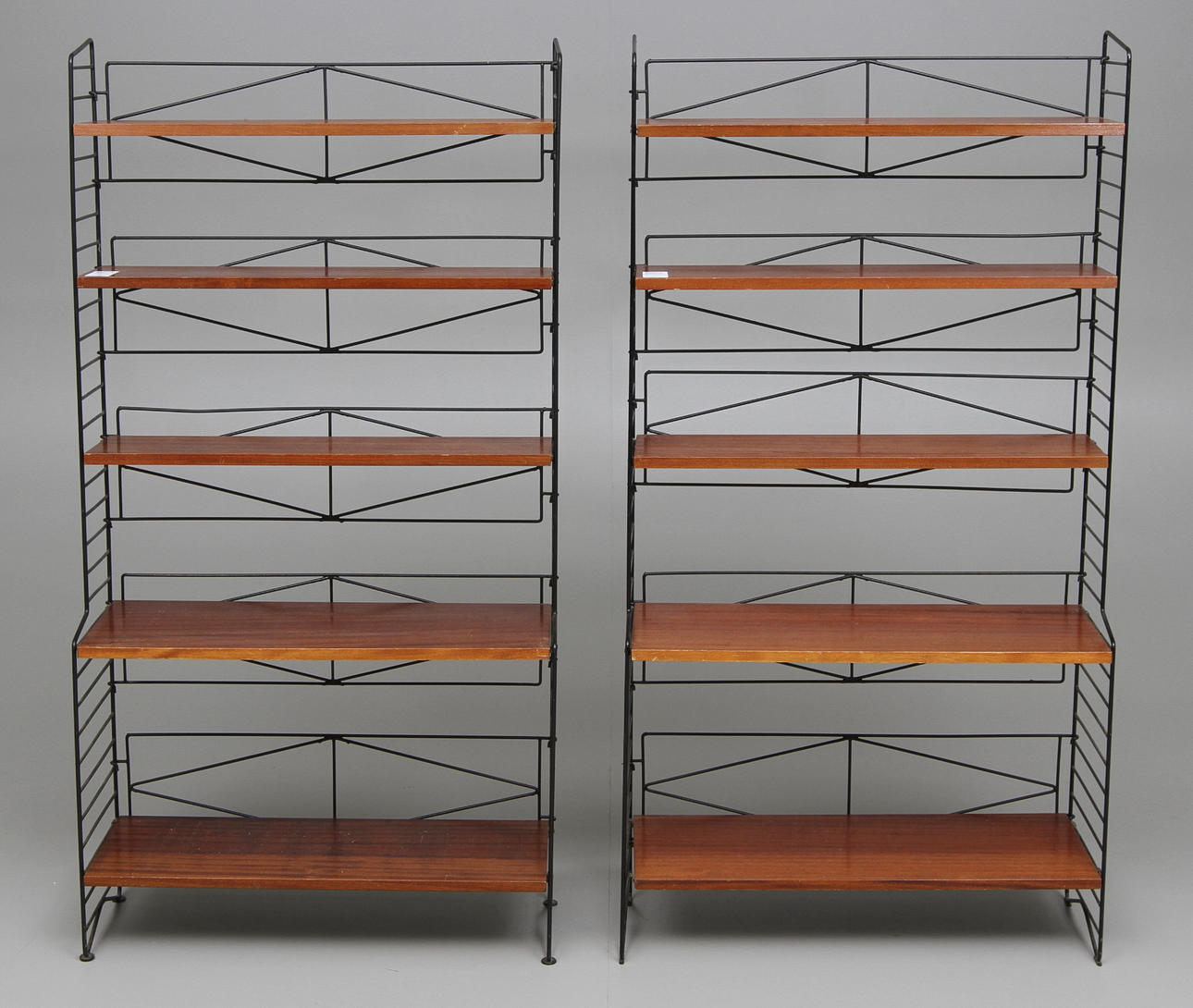 STRINGHYLLOR, 2 st, golvmodell.