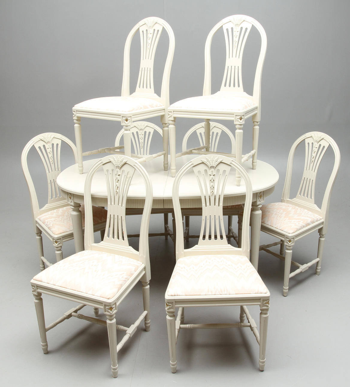 MATSALSGRUPP, 9 delar, gustaviansk stil, 1900-tal.