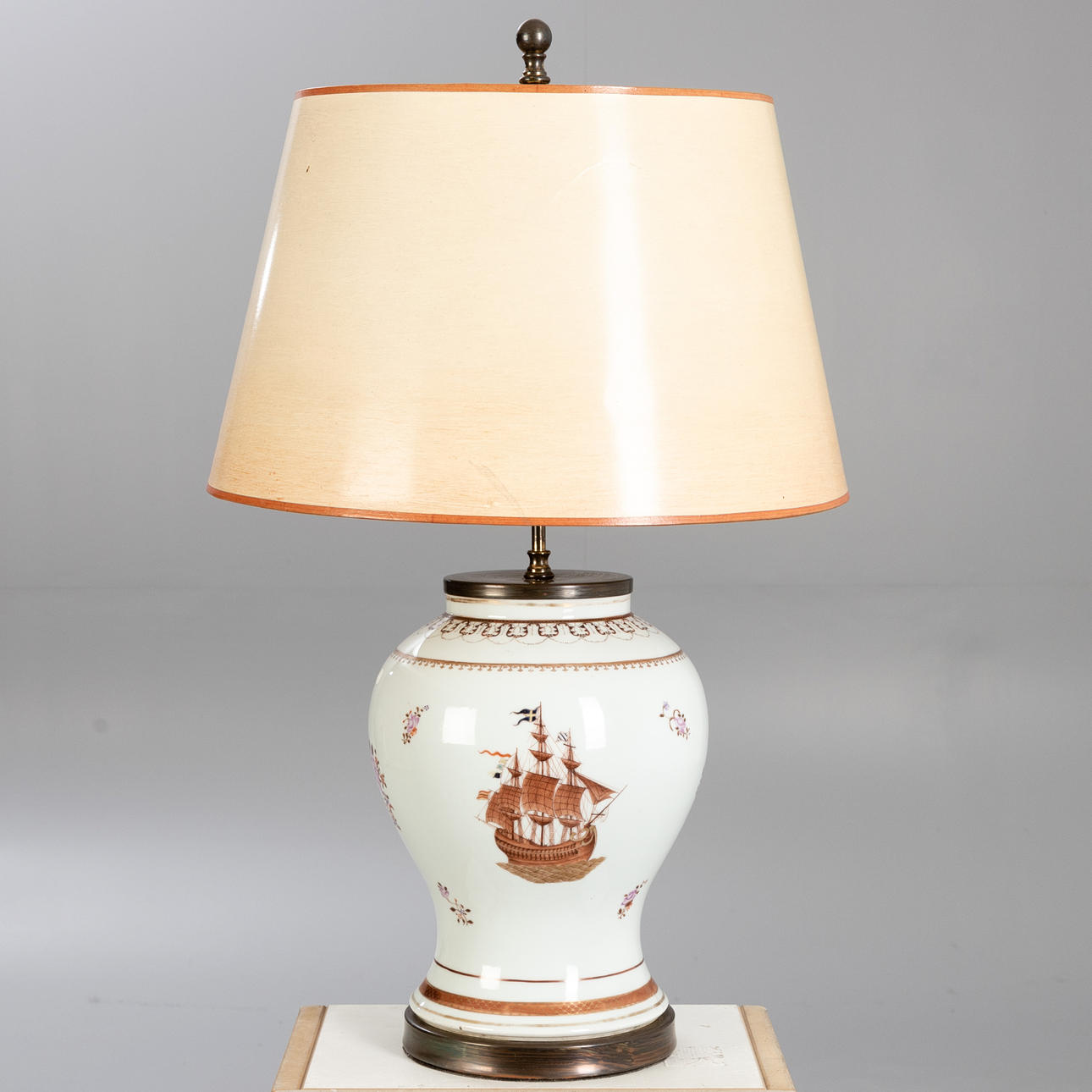 Vasenlampe, China, frühes 20. Jh.