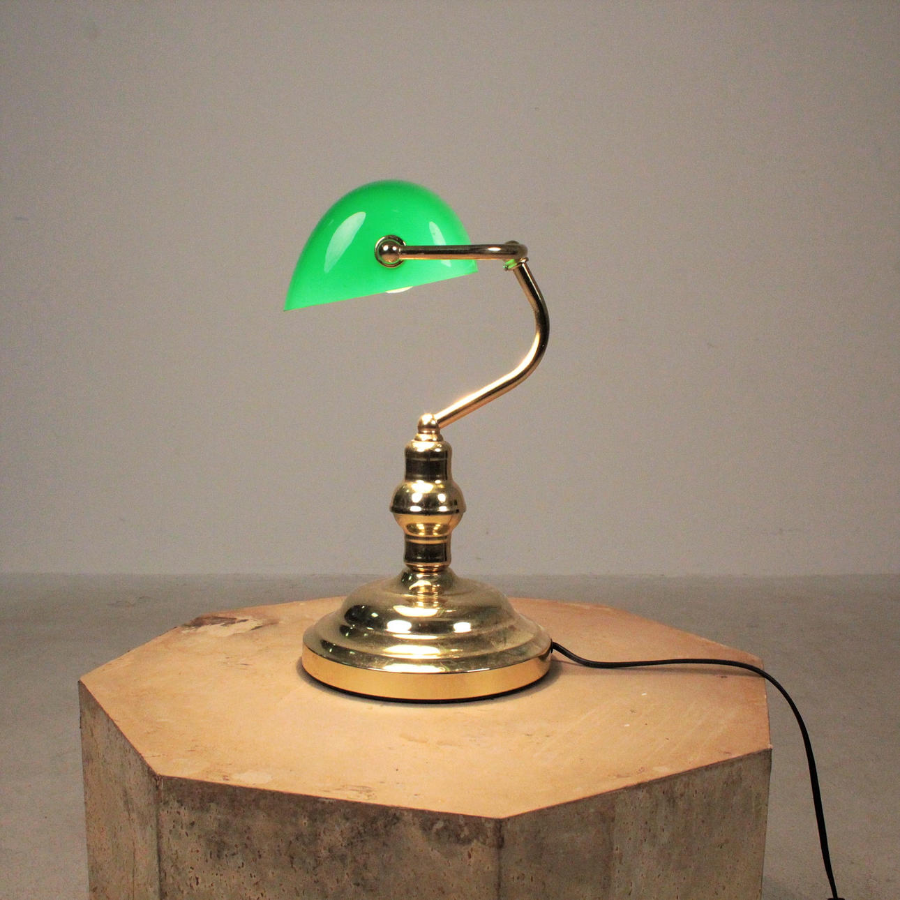 Desk Lamp / Banker's Lamp.