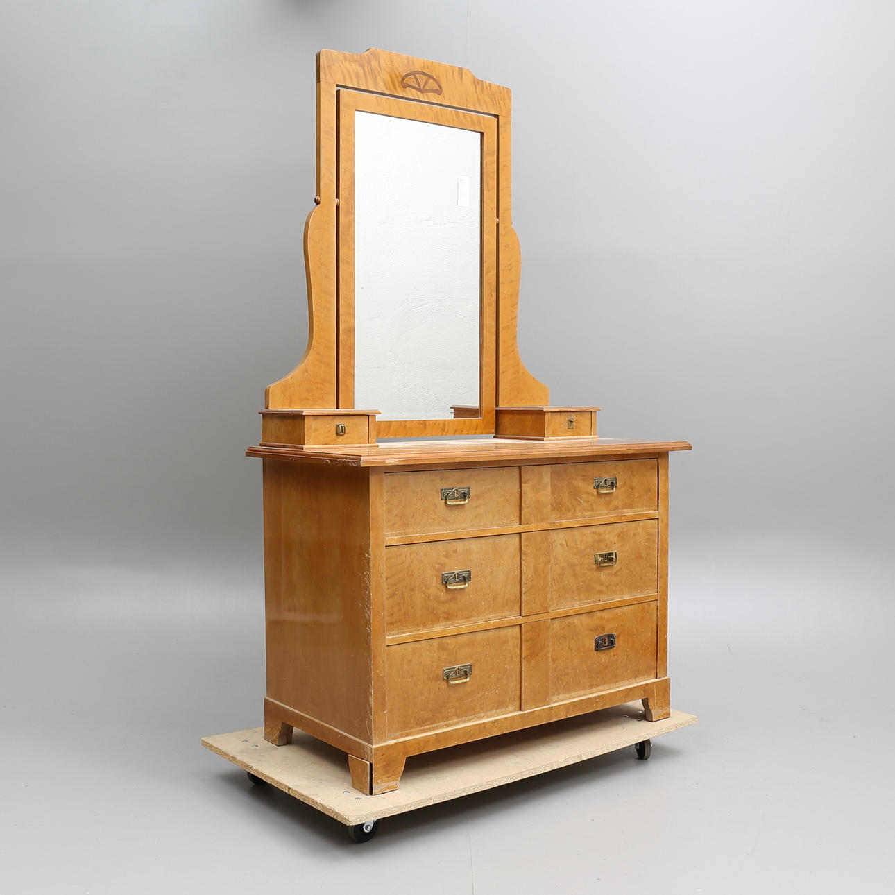 SPEGELBYRÅ, 1900-talets början.