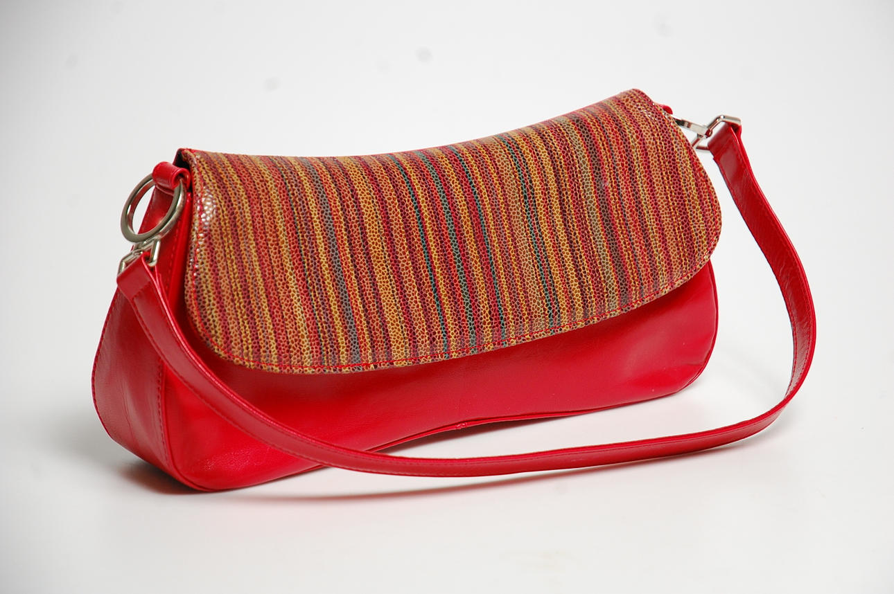 VÄSKA, skinn Peter Kaiser.