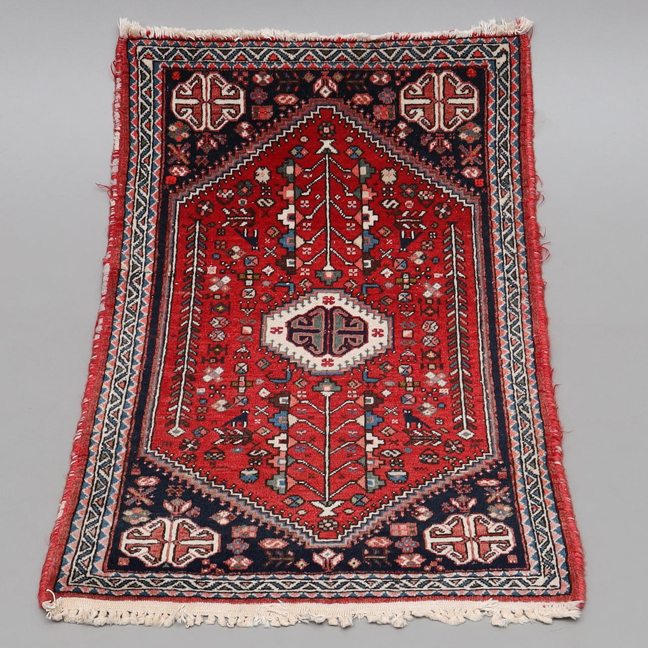 ORIENT MATTA, Persischer Gebetsteppich, 106 x 66 cm.