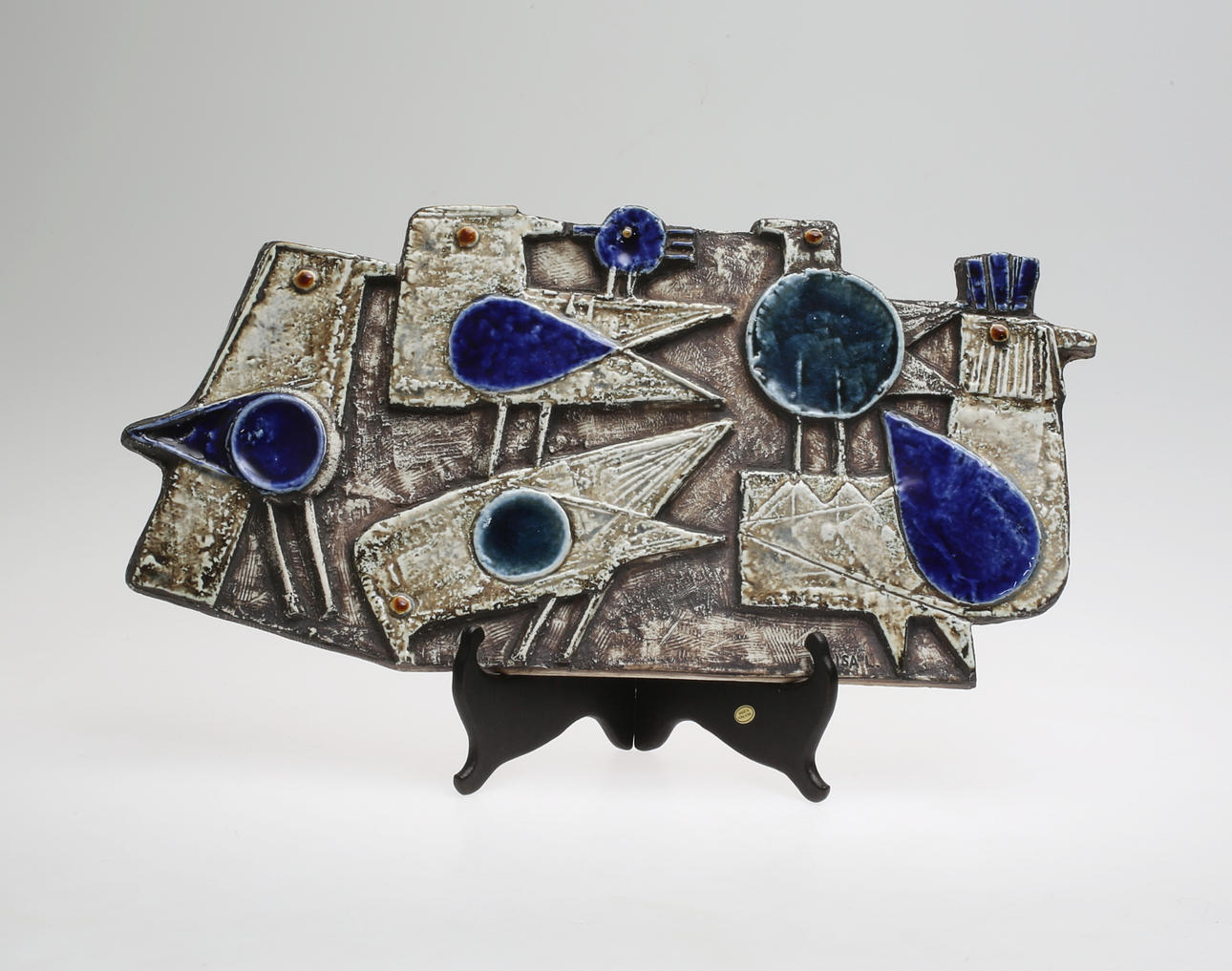 LISA LARSON. Väggrelief, keramik, Gustavsberg.