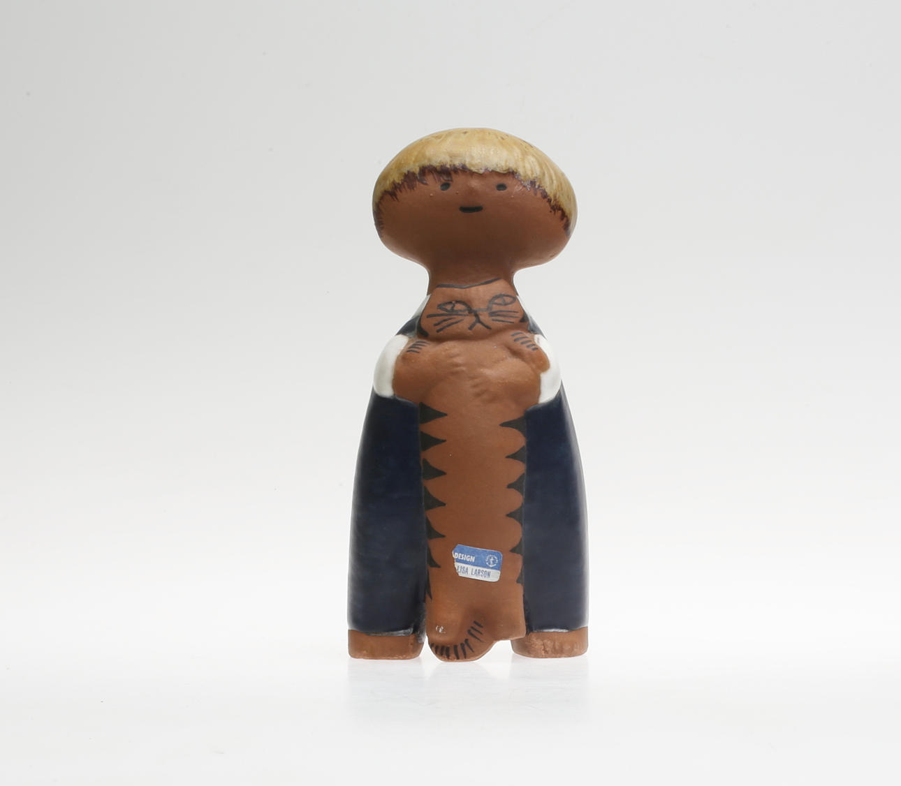 LISA LARSON. Figurin, stengods, "Pelle", Gustavsberg, signerad.