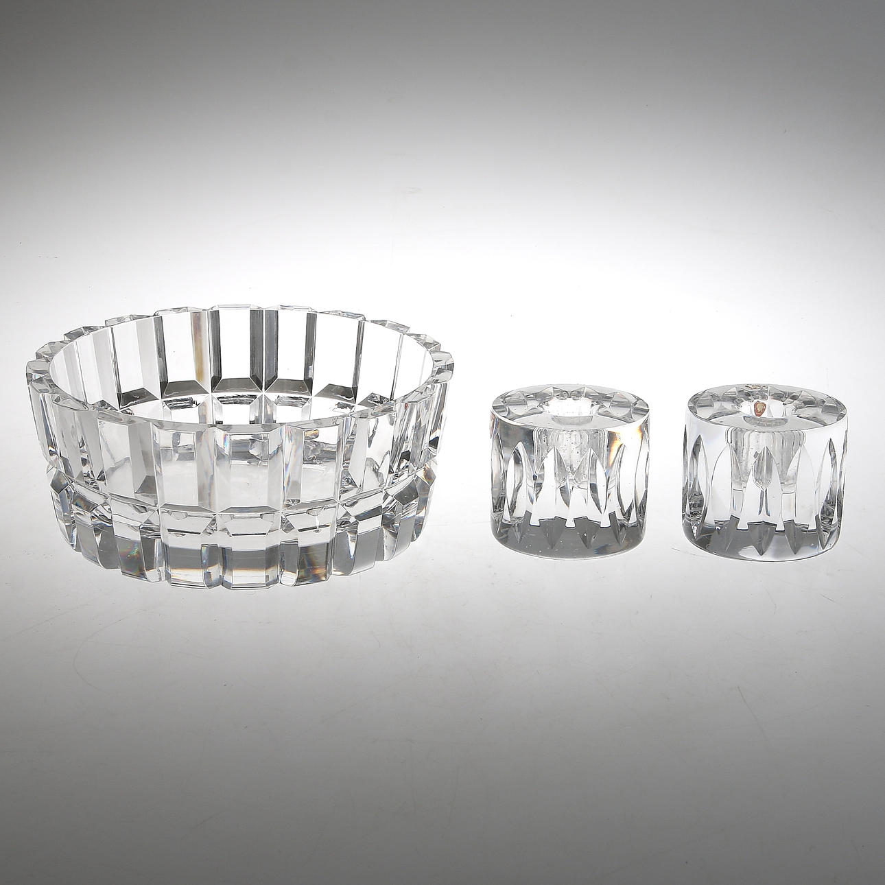 SKÅL samt LJUSSTAKAR, 3 delar, kristall, Sven Palmqvist, Orrefors.