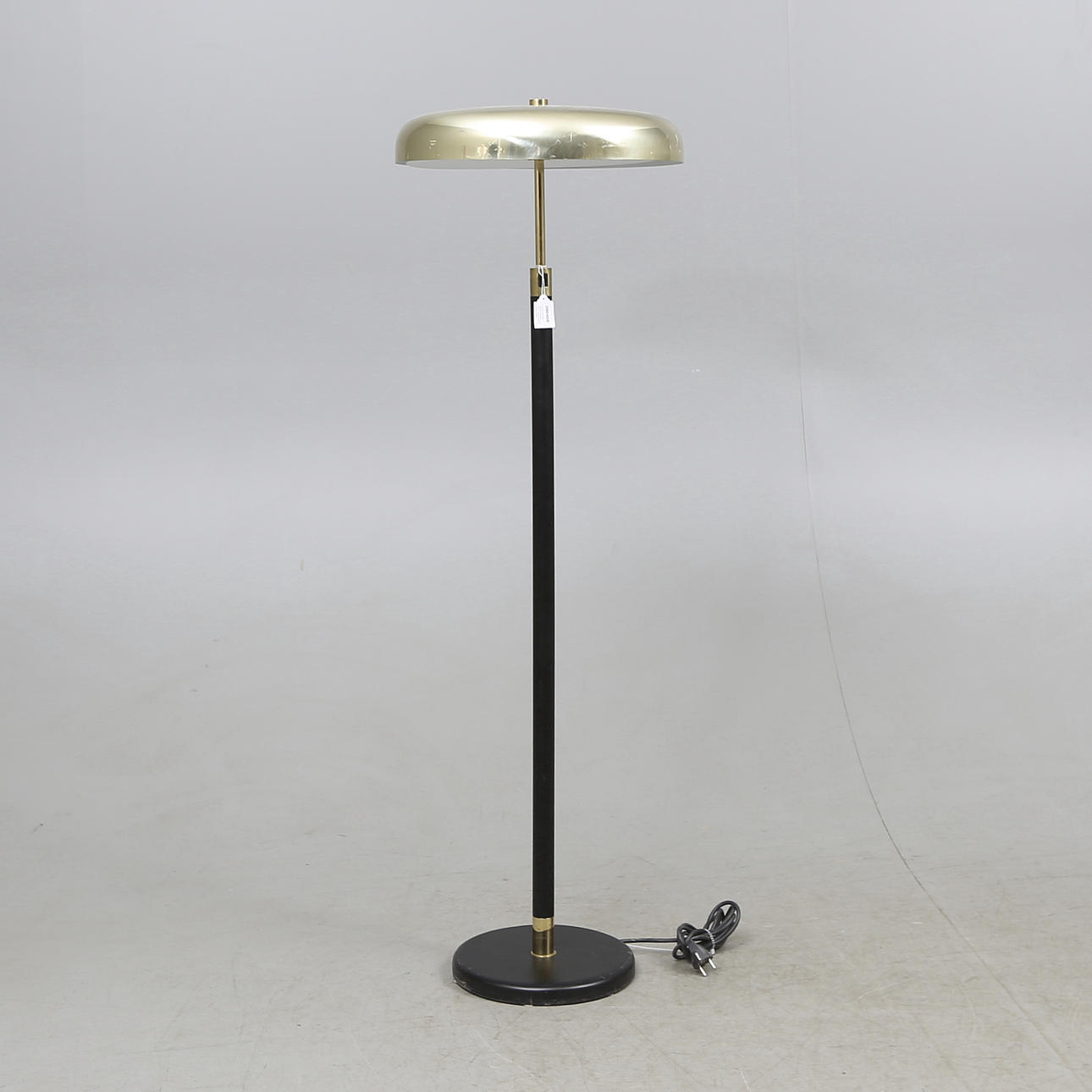 GOLVLAMPA, Örsjö Industri AB, 1900-talets andra hälft.