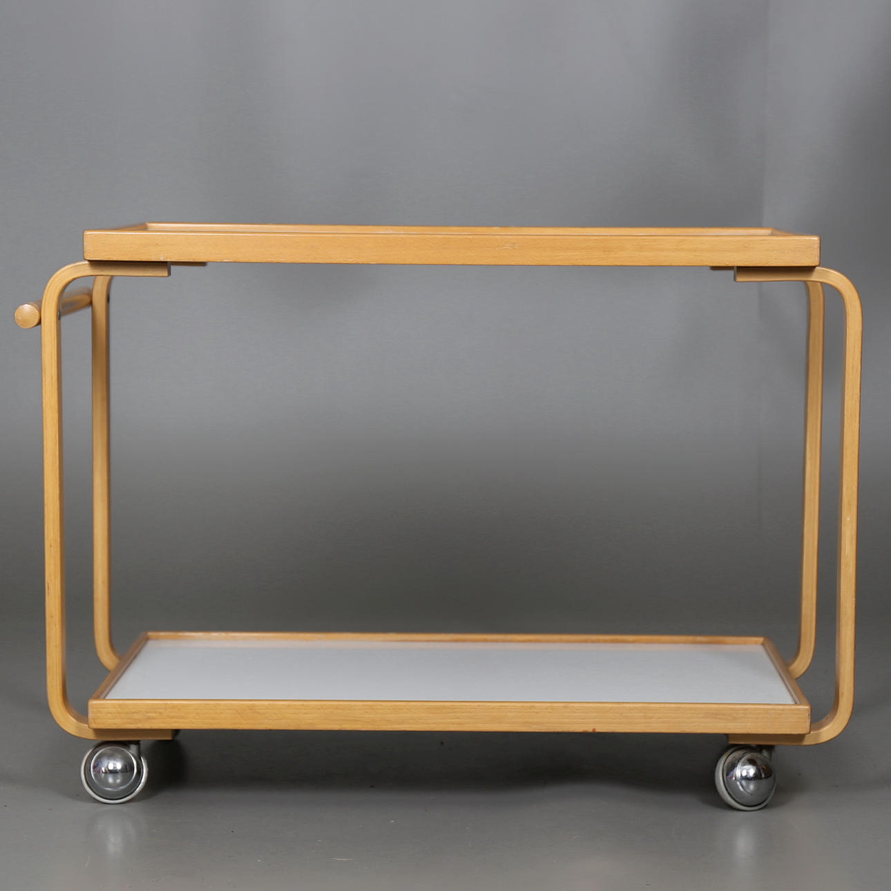 SERVERINGSBORD, på hjul, 1900-talets senare hälft.