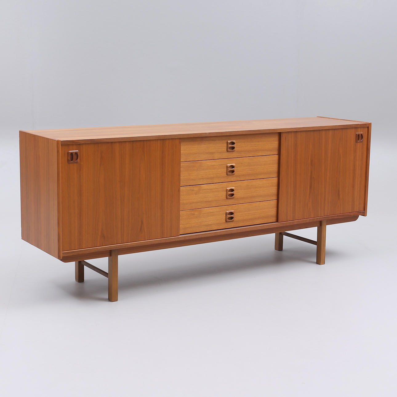 SKÄNK, valnöt, Ikea, "Korsör", 1960-tal.