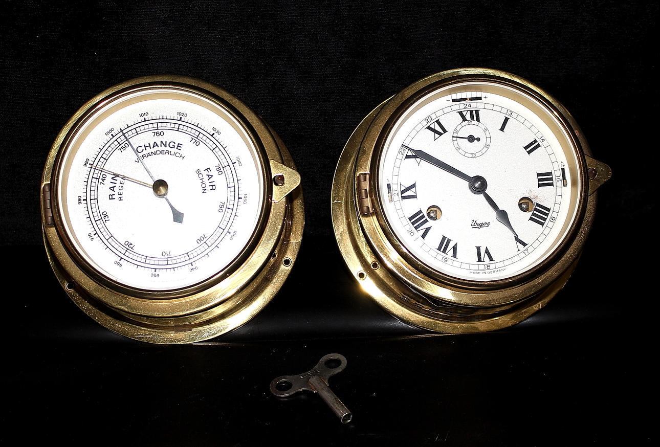 KLOCKA & BAROMETER, mässing Tyska.