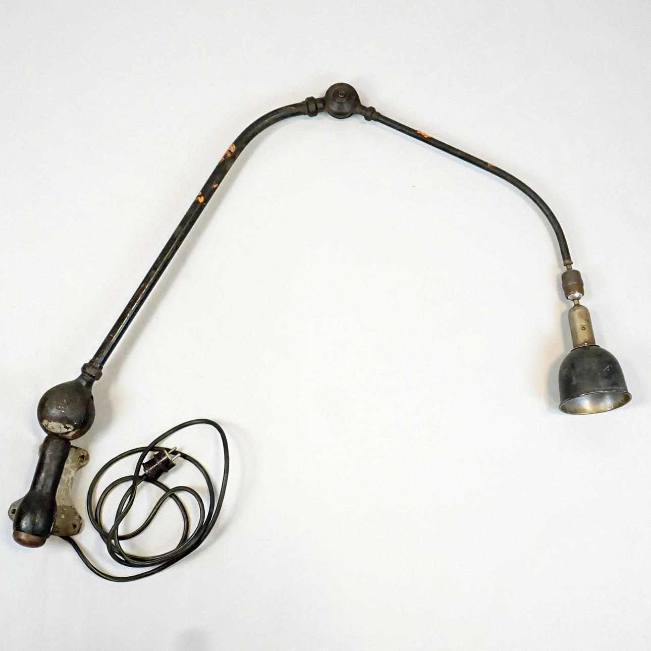 JOHAN PETER JOHANSSON. Teollisuusvalaisin, "Triplex-riippuvainen".