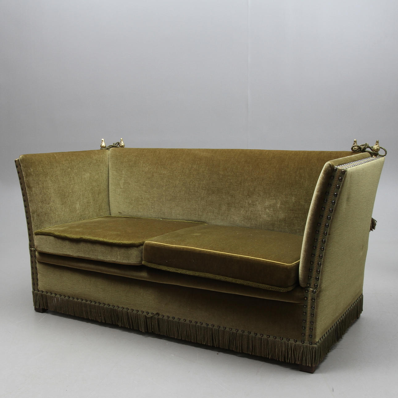 SOFFA med fällbara gavlar, 1900-talets första hälft.