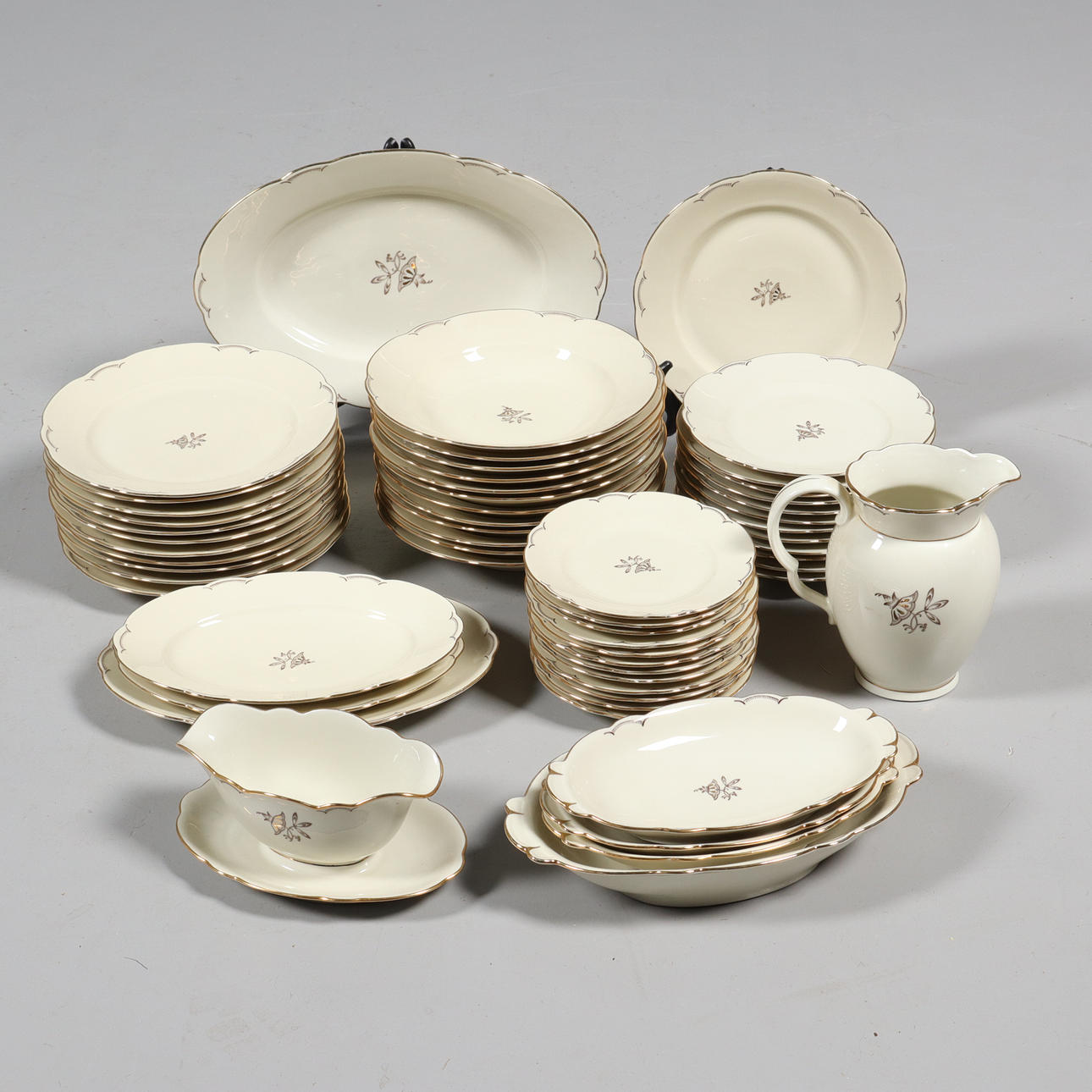 MATSERVIS, 58 delar, ALP Lidköping.