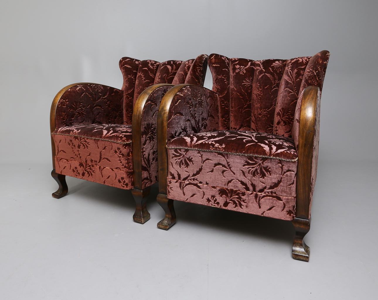 FÅTÖLJER, 1 par, 1930/40-tal.