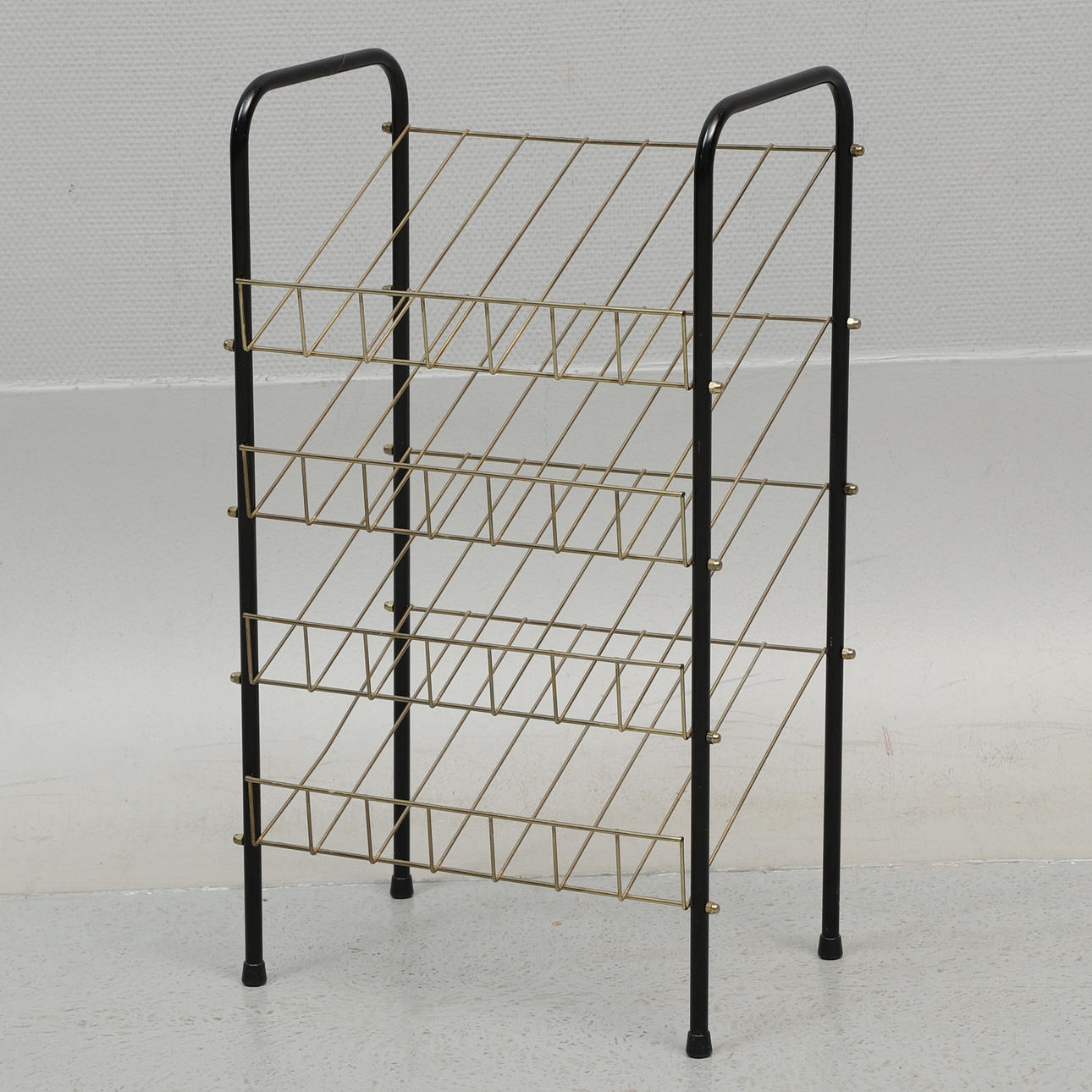 TIDNINGSSTÄLL, metall, 1900-talet.