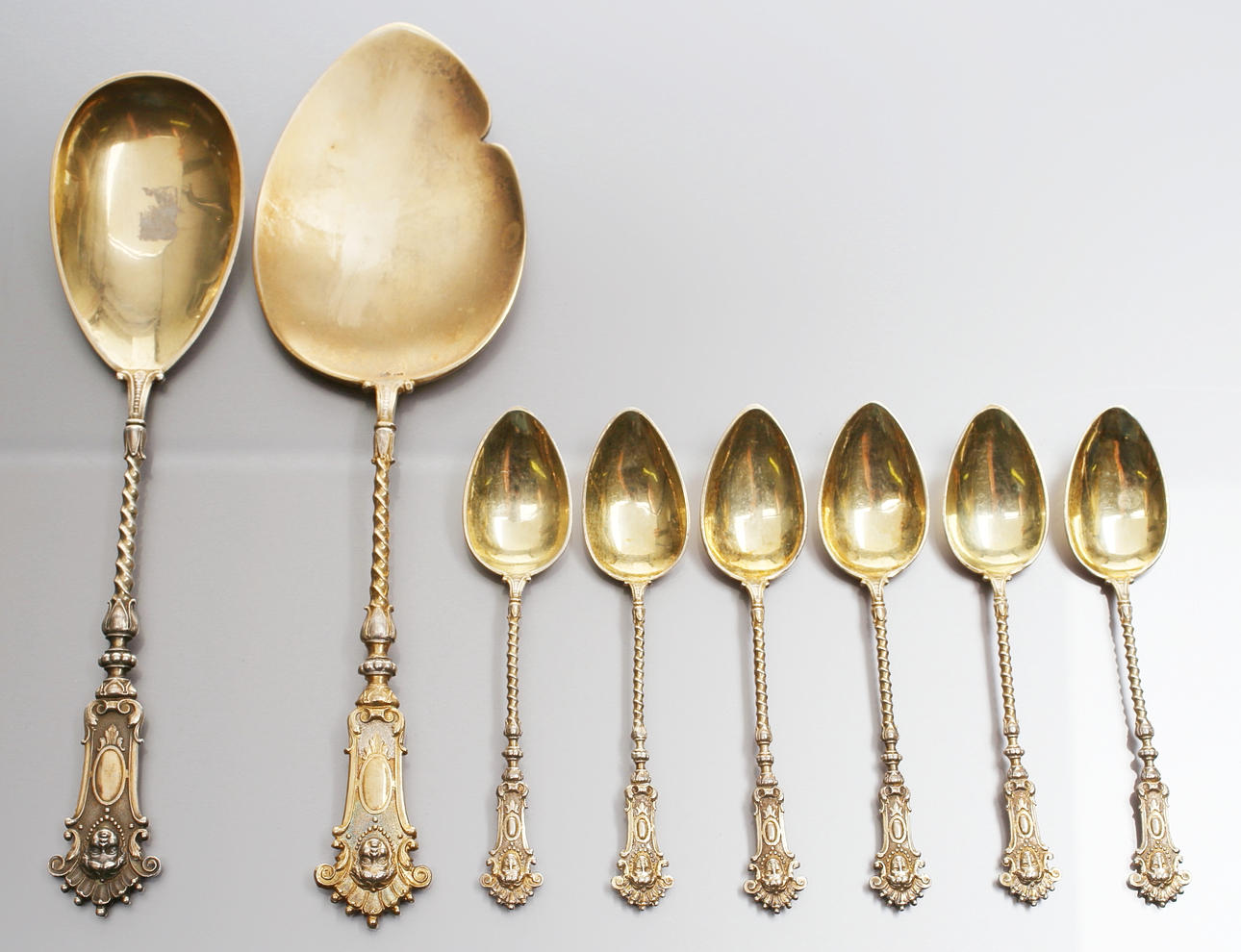 2 HISTORICISM PRESENTATION & 6 mocka sked, ca 1890.