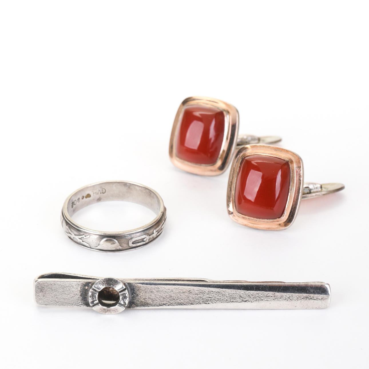 SMYKKER, herre, 4 stk, sølv, karneol.